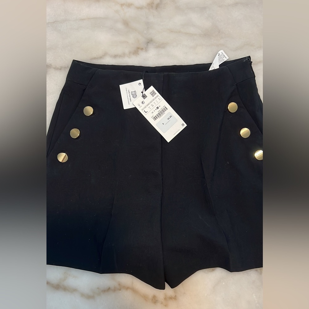 Zara dress shorts with gold side buttons